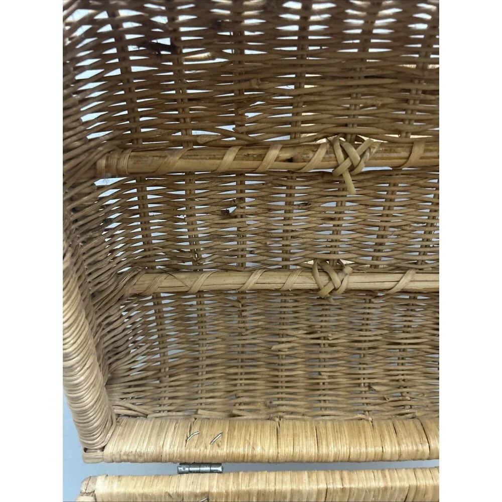 Unbranded | Other | Vintage Large Wicker Picnic Or Storage Basket With ...
